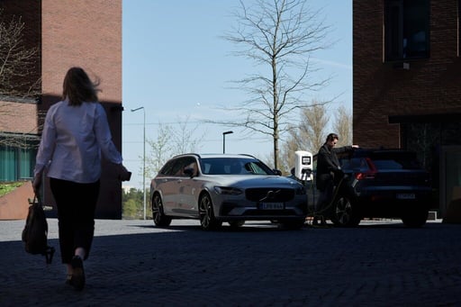 Virta-Lifestyle-2021-5_85X2412-hires