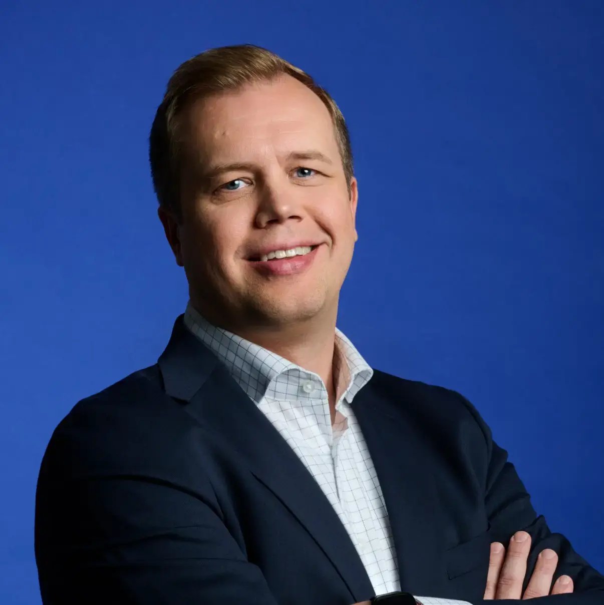 lasse-holopainen-clo-portrait-square