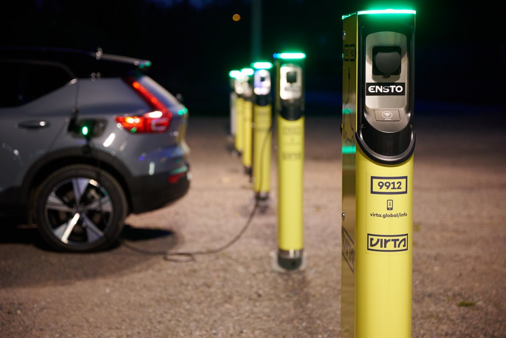 Electric Vehicle Charging infrastructure in Europe 2021